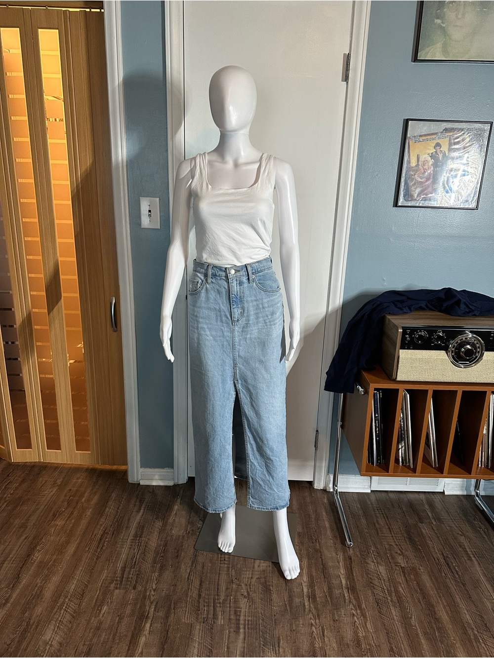 Light Wash Denim Maxi Skirt- Casual Vintage Style